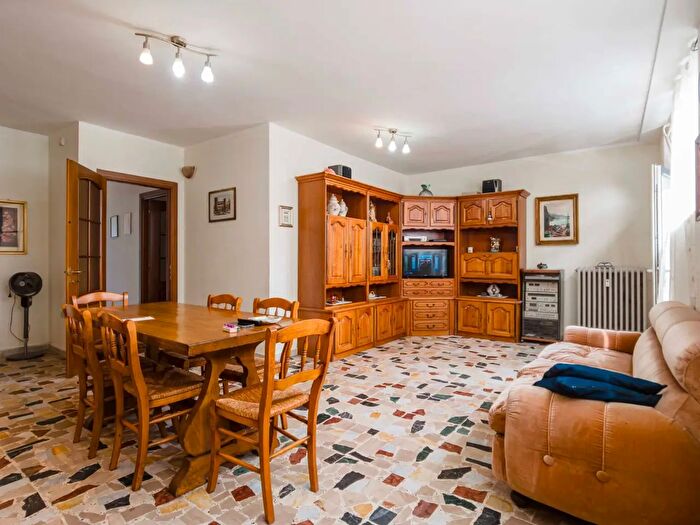Appartamento trilocale in vendita in Via Toti, Alpignano