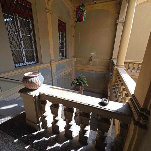 Appartamento con 5 locali in affitto in Via Marsala, Bologna