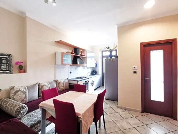 Appartamento bilocale in vendita in Via Sesia, Torino