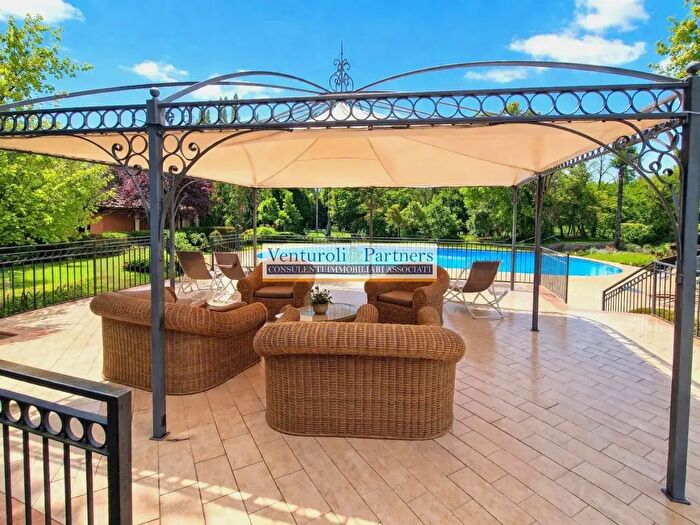 Casa quadrilocale in vendita in Via dei Prati, Polpenazze