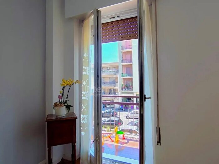 Appartamento con 6 locali in vendita in Via Repubblica Argentina, Brescia