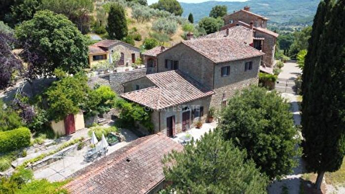 Casa con 6 locali in vendita in S Cristina, Castiglion Fiorentino