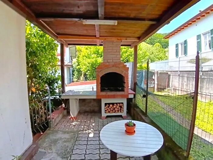 Casa con 5 locali in vendita in Via Agricola, Carrara