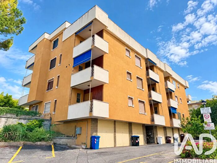 Appartamento trilocale in vendita in Via Magnone, Ceriale