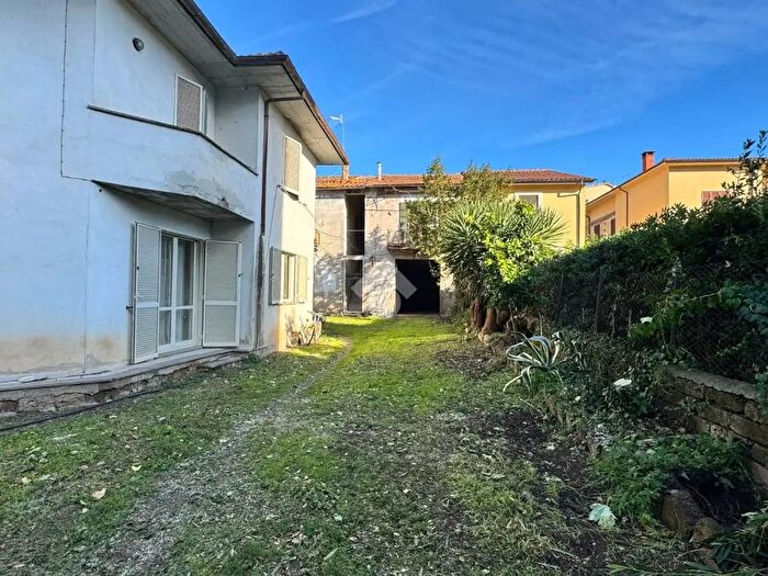 Casa con 5 locali in vendita in Via Fontana Nuova, Tuscania