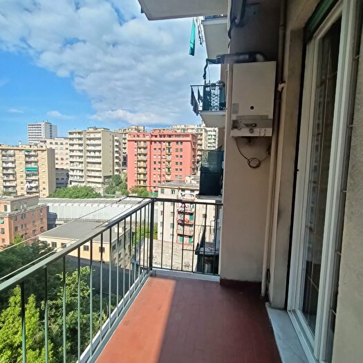 Appartamento con 5 locali in vendita in Via San Bartolomeo del Fossato, Genova