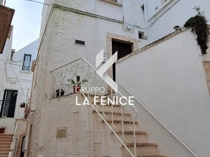 Casa trilocale in vendita in Via Garibaldi, Locorotondo