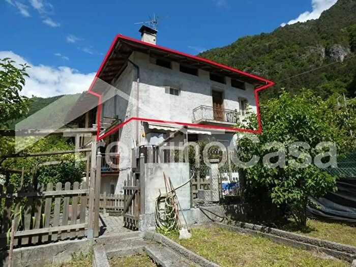Case in Vendita e in Affitto - 2