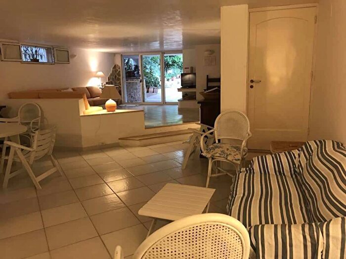 Appartamento trilocale in affitto in Via del Poggio, Ostuni Costa, Ostuni