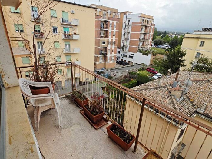 Appartamento con 5 locali in affitto in Via Asiago, Murialdo Cappuccini, Viterbo