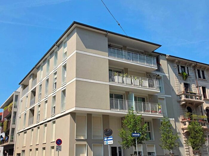 Appartamento bilocale in affitto in Via Aleardo Aleardi, Paolo Sarpi, Milano