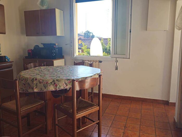 Appartamento trilocale in affitto in Via Giuseppe Bentivogli, Massarenti, Bologna