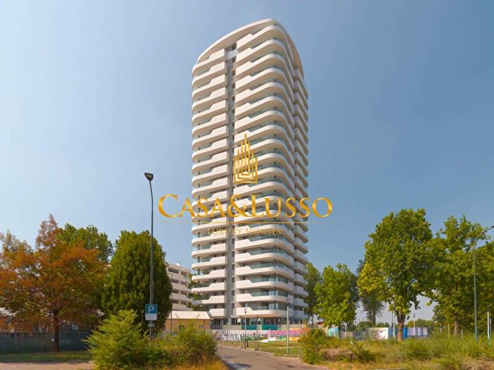 Appartamento trilocale in affitto in San Siro, Milano