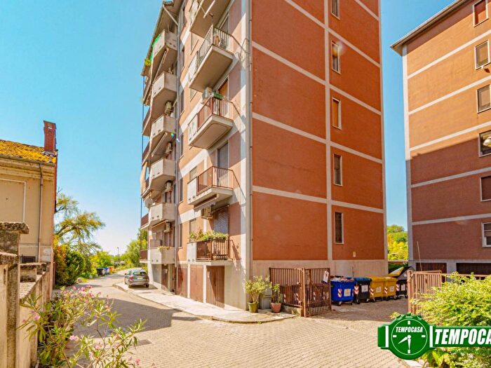 Appartamento bilocale in vendita in Via San Pietro in Verzolo, San Pietro, Pavia