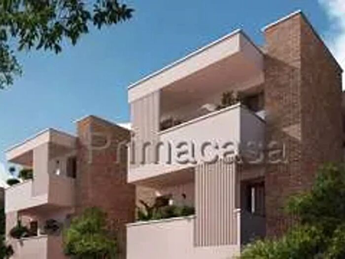 Appartamento quadrilocale in vendita in Viale Asioli c, Correggio