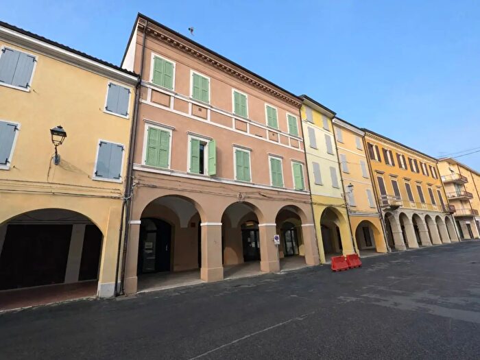 Appartamento quadrilocale in vendita in Mirandola
