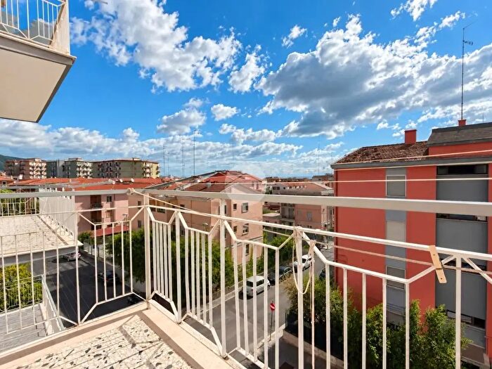 Appartamento quadrilocale in vendita in Via degli Angioini, Manfredonia