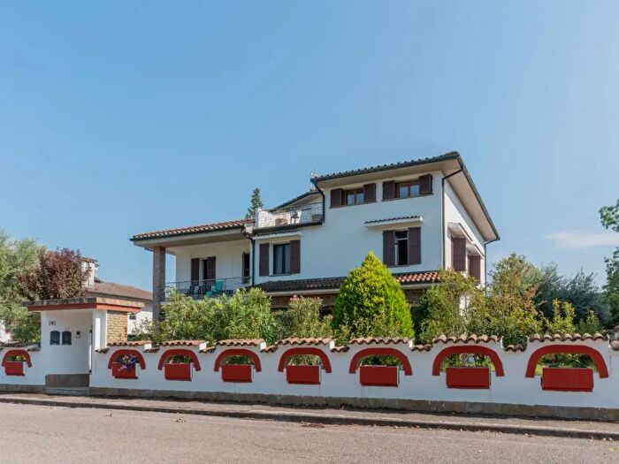 Casa con 18 locali in vendita in Via Daniele Manin, Molinella