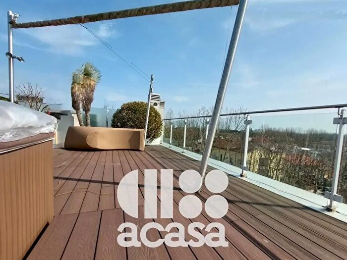 Appartamento trilocale in vendita in Viale Angeloni, Cesenatico