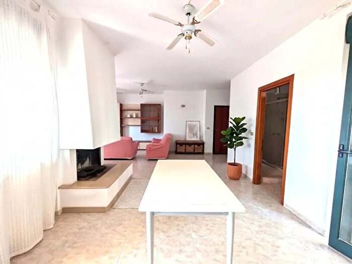 Appartamento quadrilocale in vendita in Via Deledda, Gallipoli