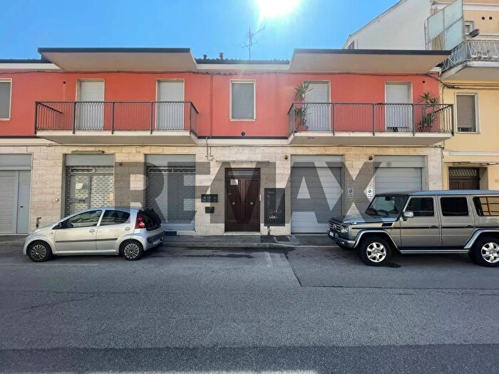 Appartamento con 5 locali in affitto in Ferrara