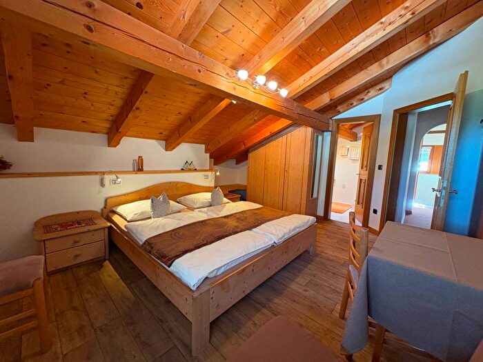 Appartamento trilocale in affitto in Strada Mulin dOdum, Santa Cristina Valgardena