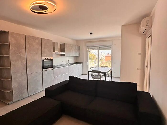 Appartamento con 5 locali in vendita in Via Ludovico Censi Snc, Fermo