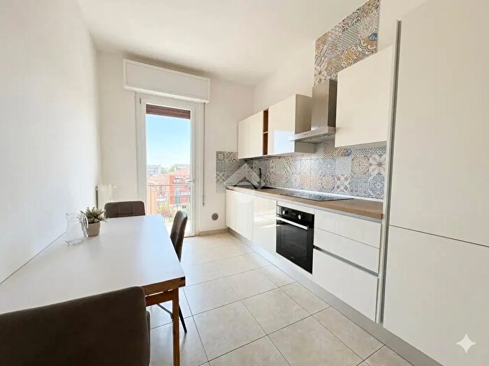 Appartamento trilocale in vendita in Via Girolamo Rota, Ravenna