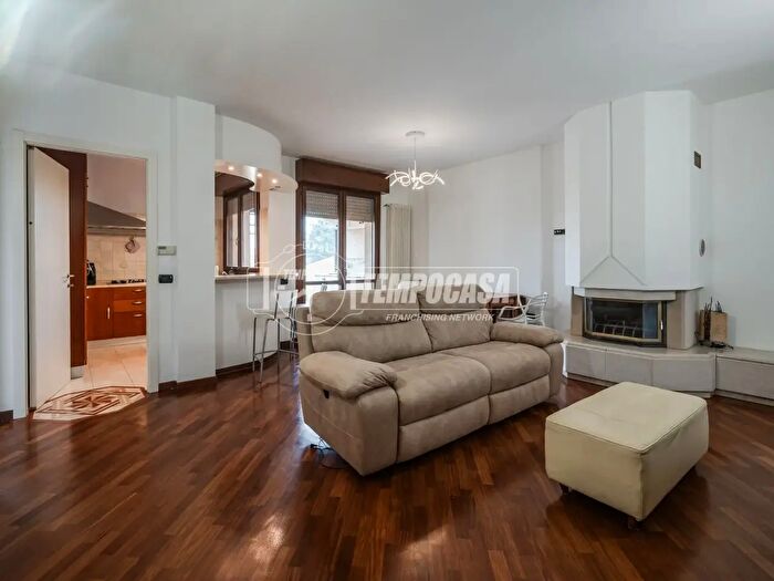 Appartamento quadrilocale in vendita in Via Giovanni Falcone, Dozza