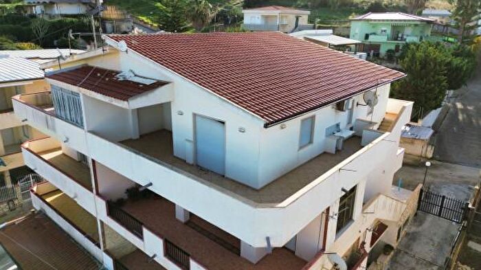 Appartamento con 5 locali in vendita in Via Atlantide, Alcamo