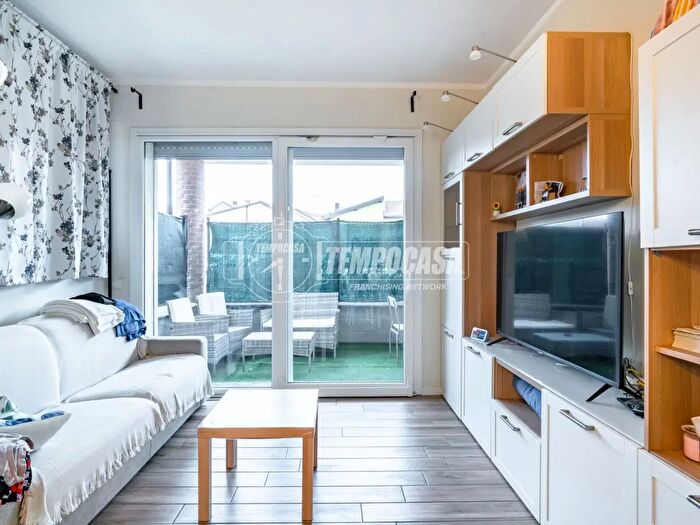 Appartamento monolocale in vendita in Vicolo del Pozzo, Caronno Pertusella