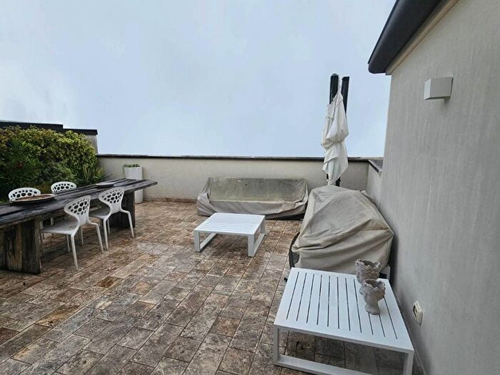 Appartamento con 5 locali in affitto in Piazze Duomo, Padova