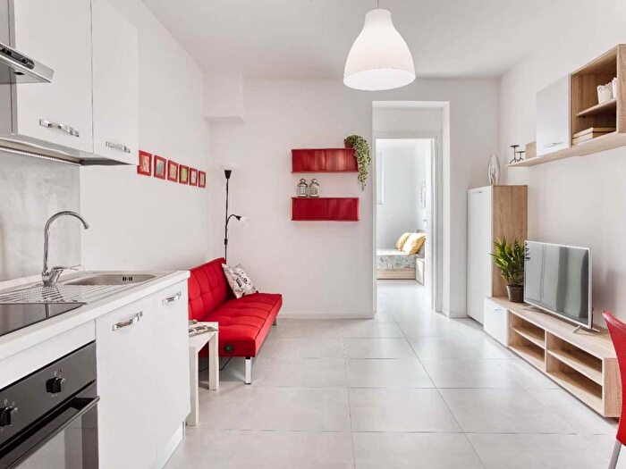 Appartamento bilocale in affitto in Via Giovanni Battista Cassinis, Corvetto, Milano