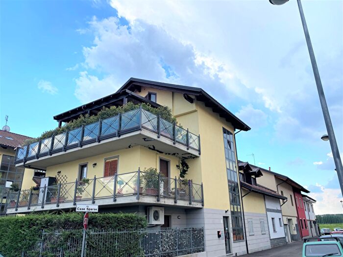 Appartamento quadrilocale in vendita in Via Case Sparse, Beinasco