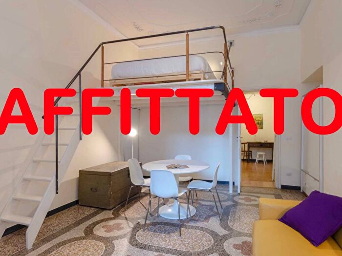 Appartamento trilocale in affitto in Via Caffaro, Castelletto, Genova
