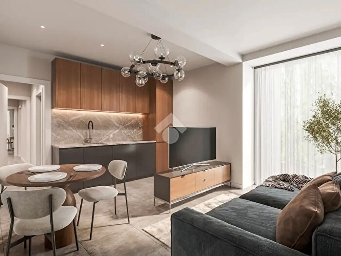 Appartamento trilocale in vendita in Via del Greto, Bologna