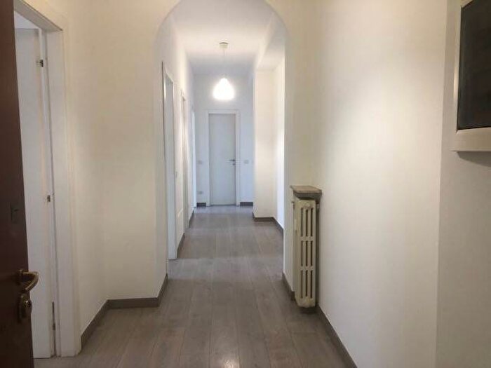 Appartamento trilocale in affitto in Viale Argonne, Città Studi, Milano