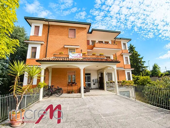 Appartamento trilocale in vendita in Crema