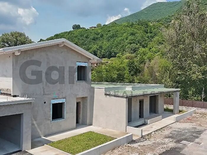 Casa quadrilocale in vendita in Via Dossello, Villanuova Sul Clisi