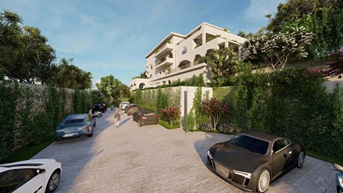 Appartamento con 5 locali in vendita in Salita Fiumara Guardia, Messina