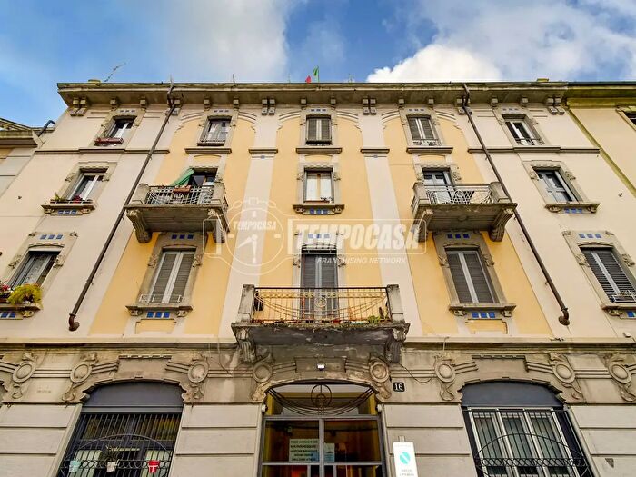 Appartamento bilocale in vendita in Via delle Leghe, Milano