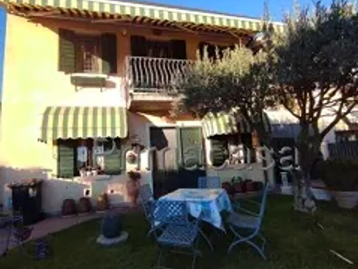 Casa trilocale in vendita in Via Mascagni, Castel DAzzano