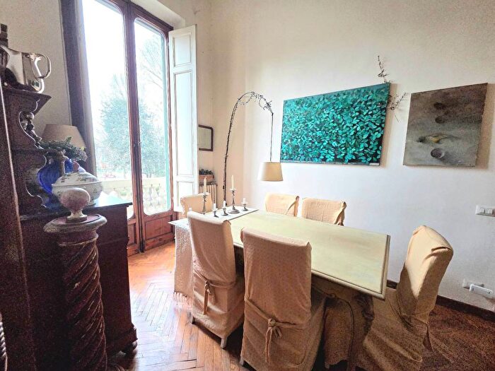 Appartamento con 6 locali in affitto in Piazza Massimo dAzeglio, DAzeglio, Firenze