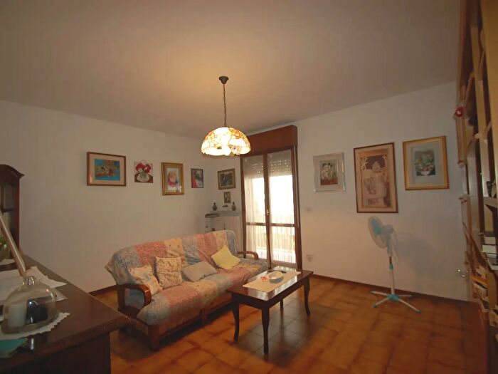 Appartamento con 5 locali in vendita in Via Mons Oscar Arnulfo Romero, Ferrara