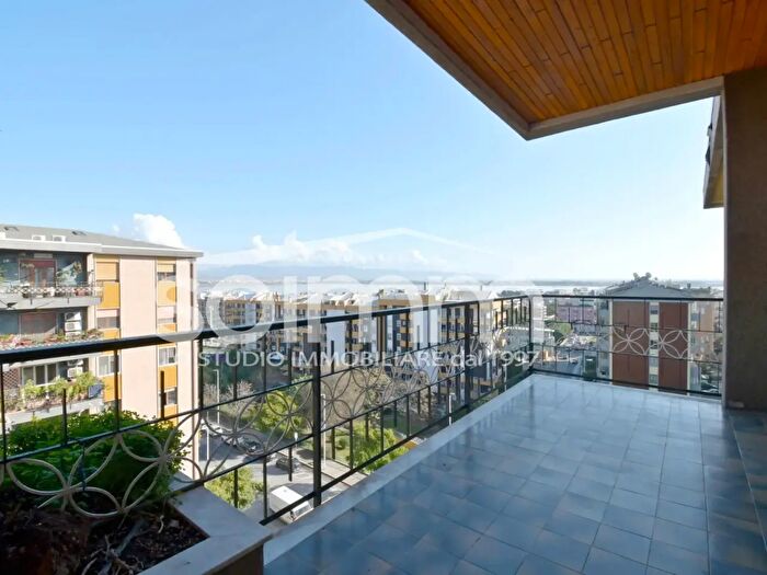 Appartamento con 5 locali in vendita in Via Nicolo Copernico, Cagliari
