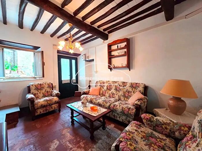 Casa con 6 locali in vendita in Capannori