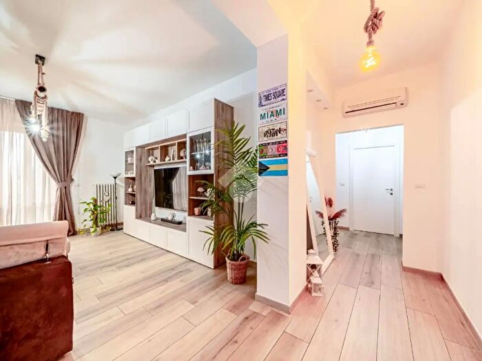 Appartamento quadrilocale in vendita in Via Mentana, Carpi