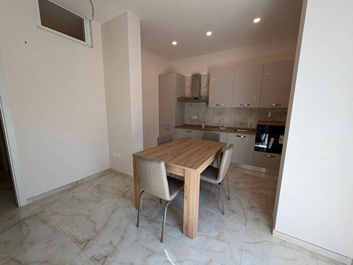 Appartamento trilocale in affitto in Via Teulada, Centro, Cerignola