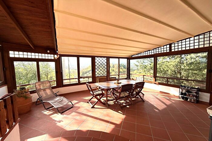 Appartamento con 6 locali in vendita in Certaldo