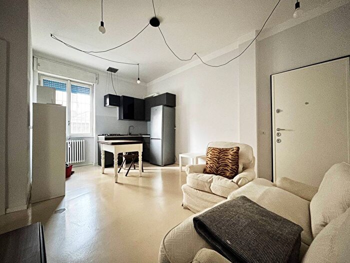 Appartamento trilocale in affitto in Via dei Fontanili, Ripamonti Fondazione Prada, Milano